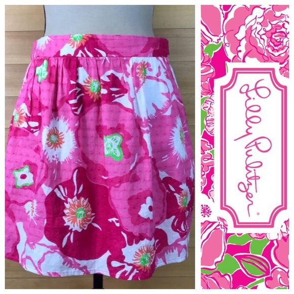 Lilly Pulitzer Dresses & Skirts - Lilly Pulitzer Floral Print Above Knee Skirt